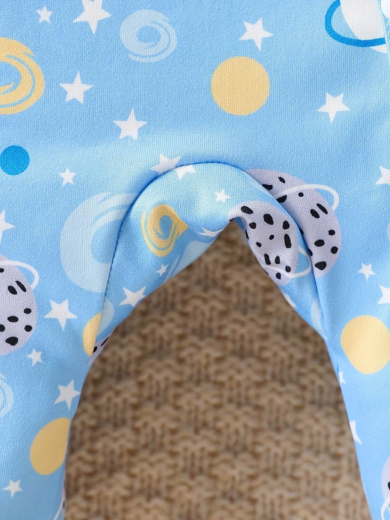 3-Pack Cartoon Footed Rompers with Hats - Little Fashion