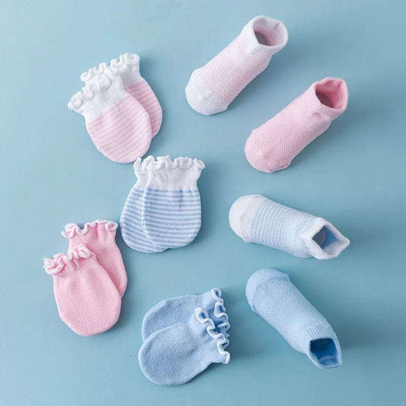 4 Pairs Baby Socks & Gloves Set - Little Fashion