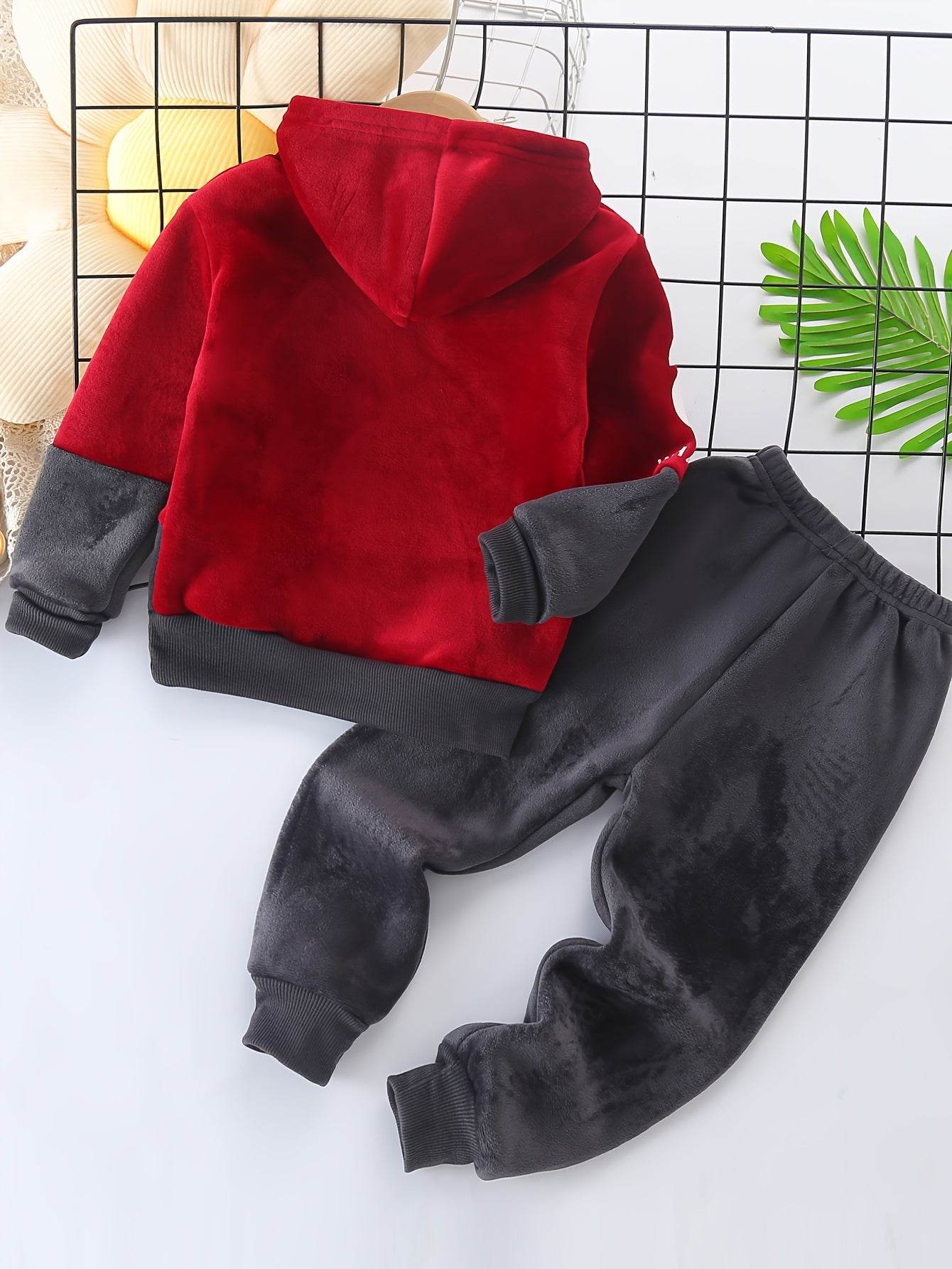 Boy's Trendy Hoodie & Pants Set - Little Fashion