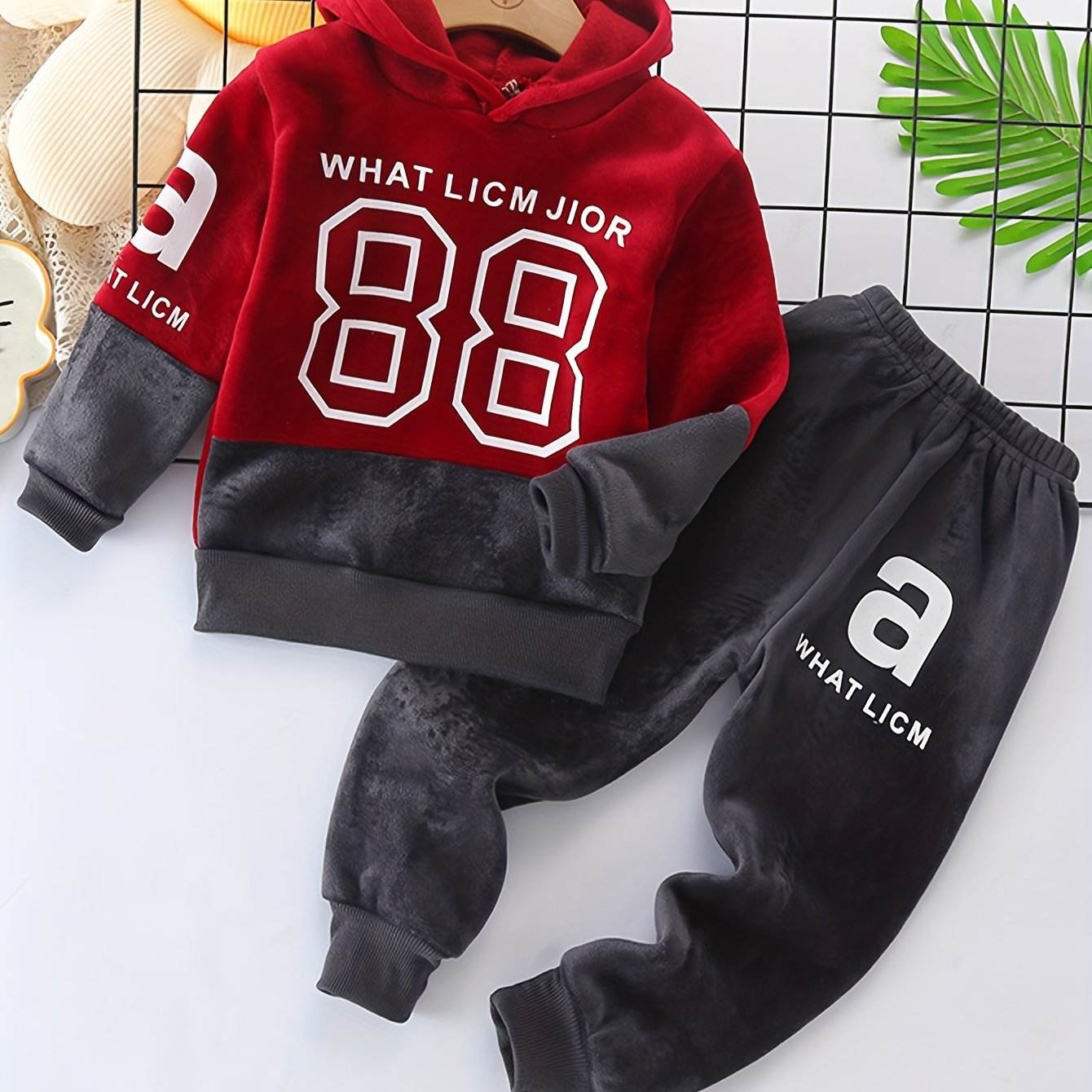 Boy's Trendy Hoodie & Pants Set - Little Fashion