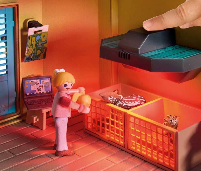 Playmobil Wiltopia Animal Care Station with Lights - Little Fashion